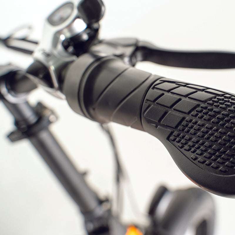 1,000 Fat Tire Folder - MARK V (Out of stock - Mid Nov)